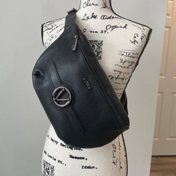 VALENTINO MESSENGER BAG LEATHER MADE IN ITALY BLACK EMO VERSATILE CARRYALL - Picture 9 of 16